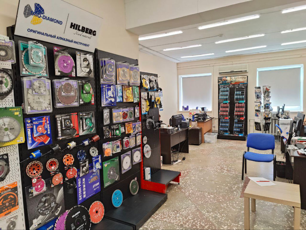 Фото внутри офиса.png